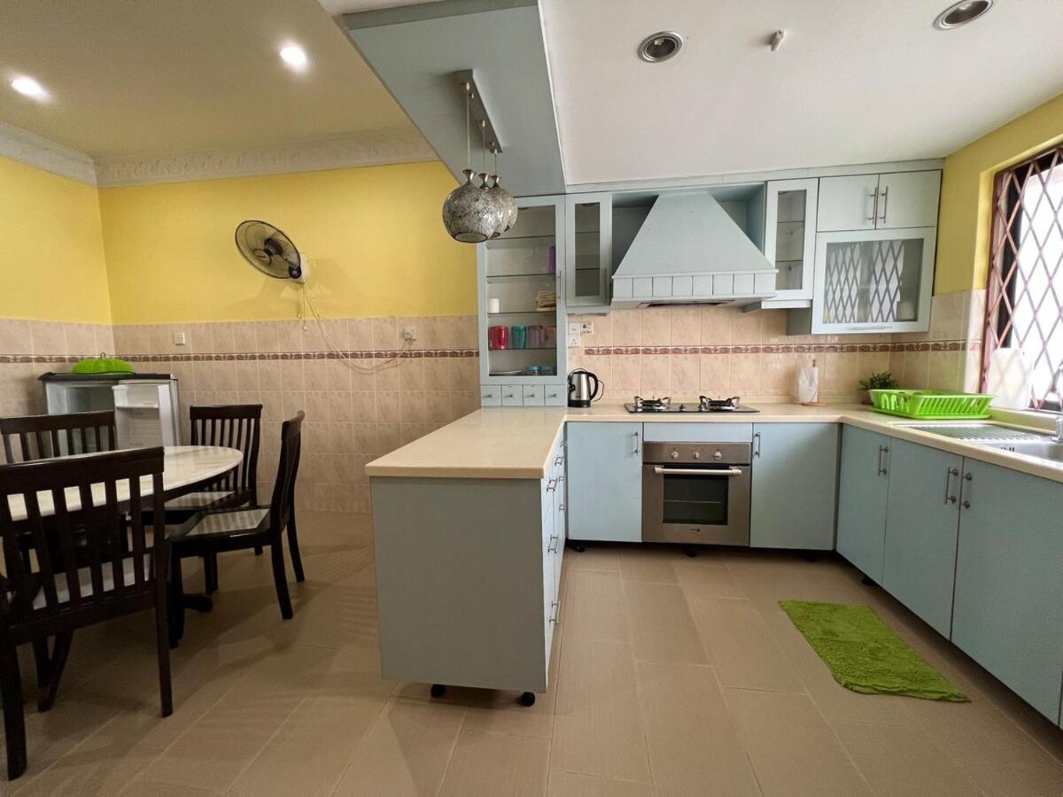 Rini Utama Homestay סקודאי מראה חיצוני תמונה