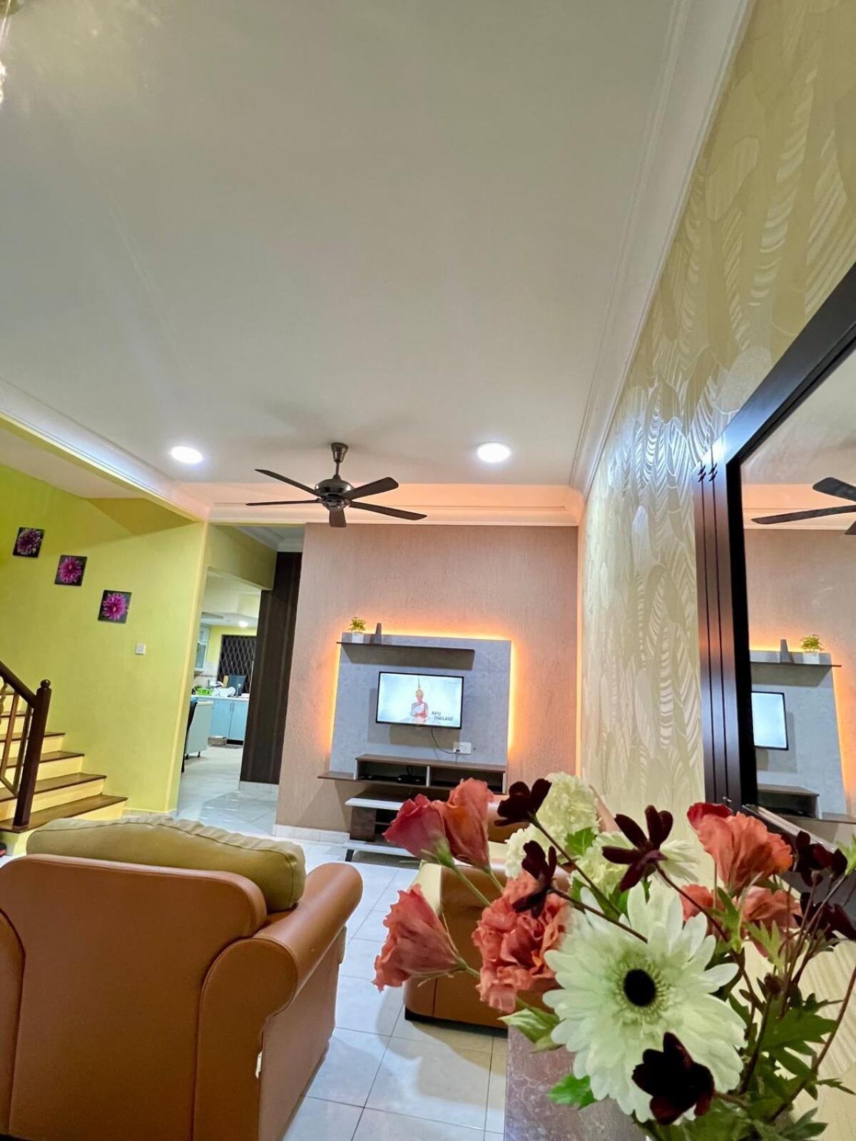 Rini Utama Homestay סקודאי מראה חיצוני תמונה
