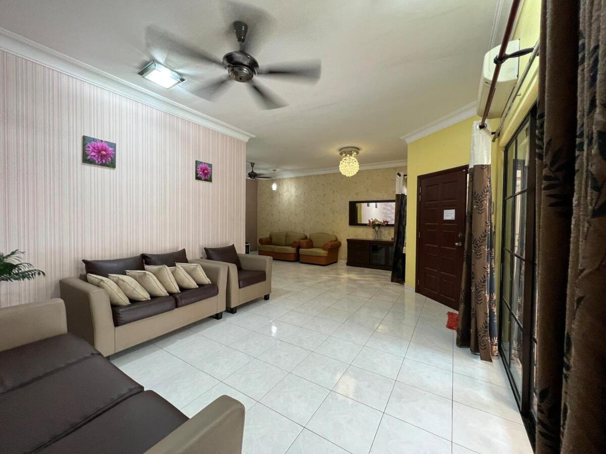 Rini Utama Homestay סקודאי מראה חיצוני תמונה