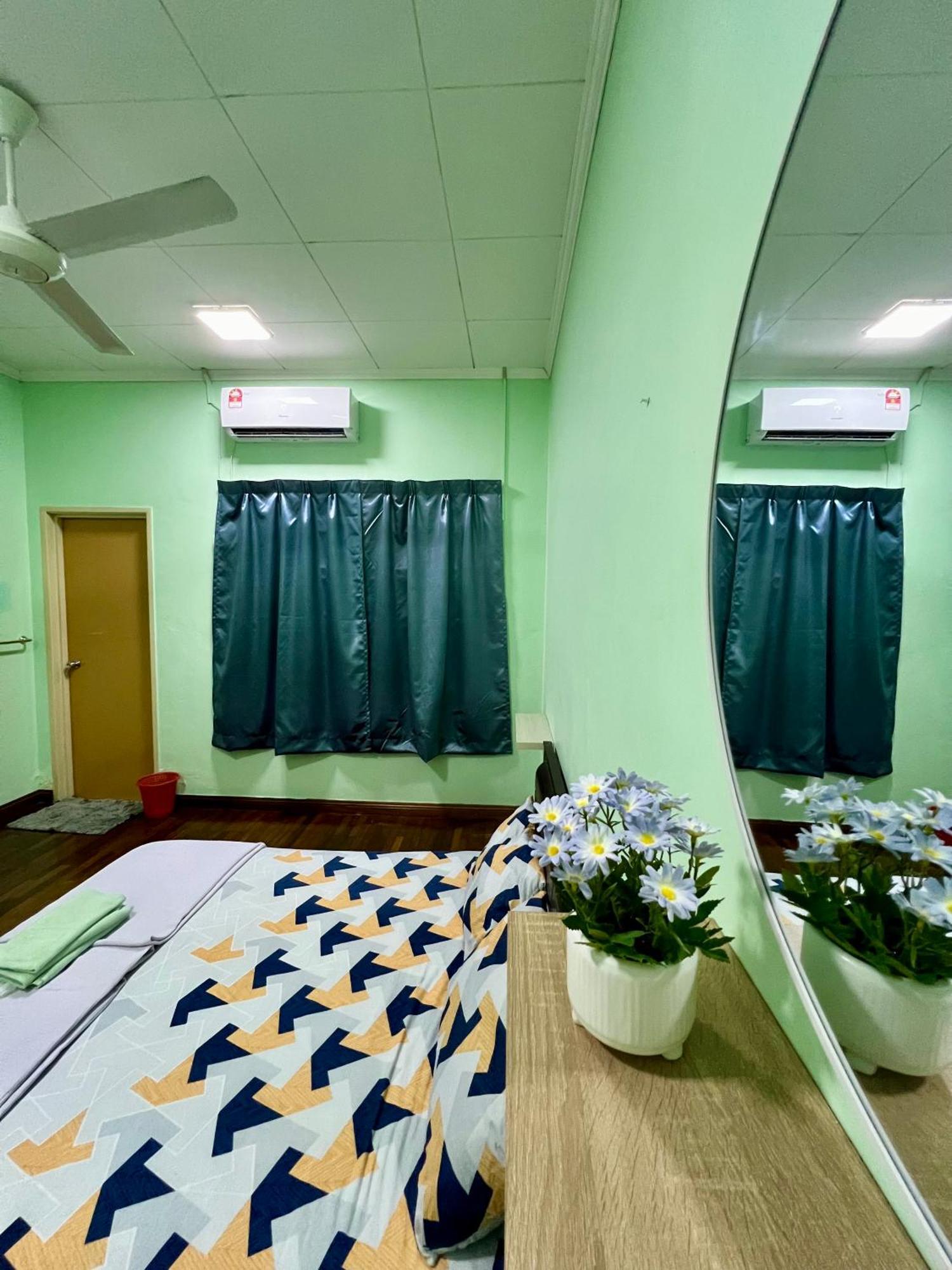 Rini Utama Homestay סקודאי מראה חיצוני תמונה